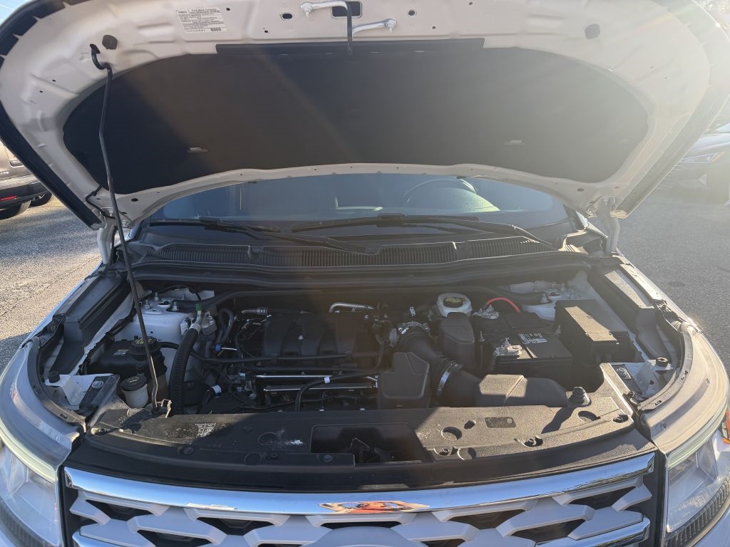 Ford Explorer XLT FWD 2019