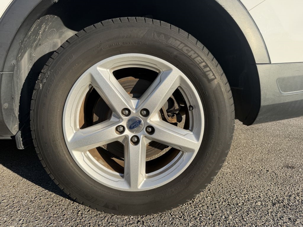 Ford Explorer XLT FWD 2019