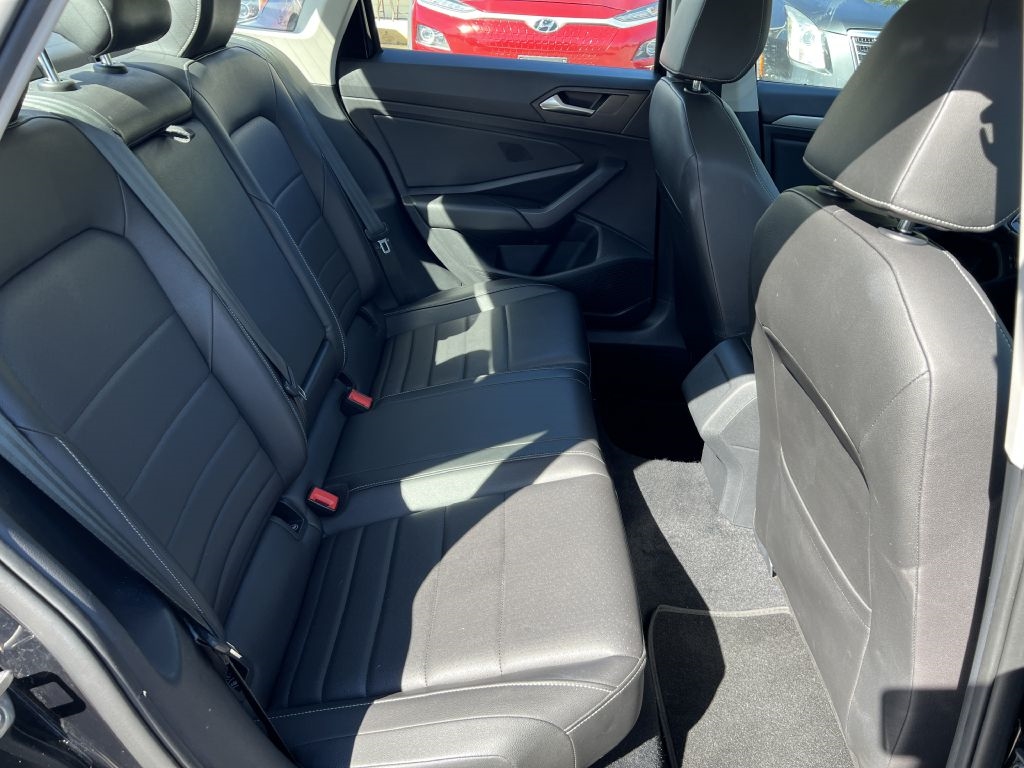 Volkswagen Jetta R-Line Auto 2021 Volkswagen Jetta R-Line Auto 2021