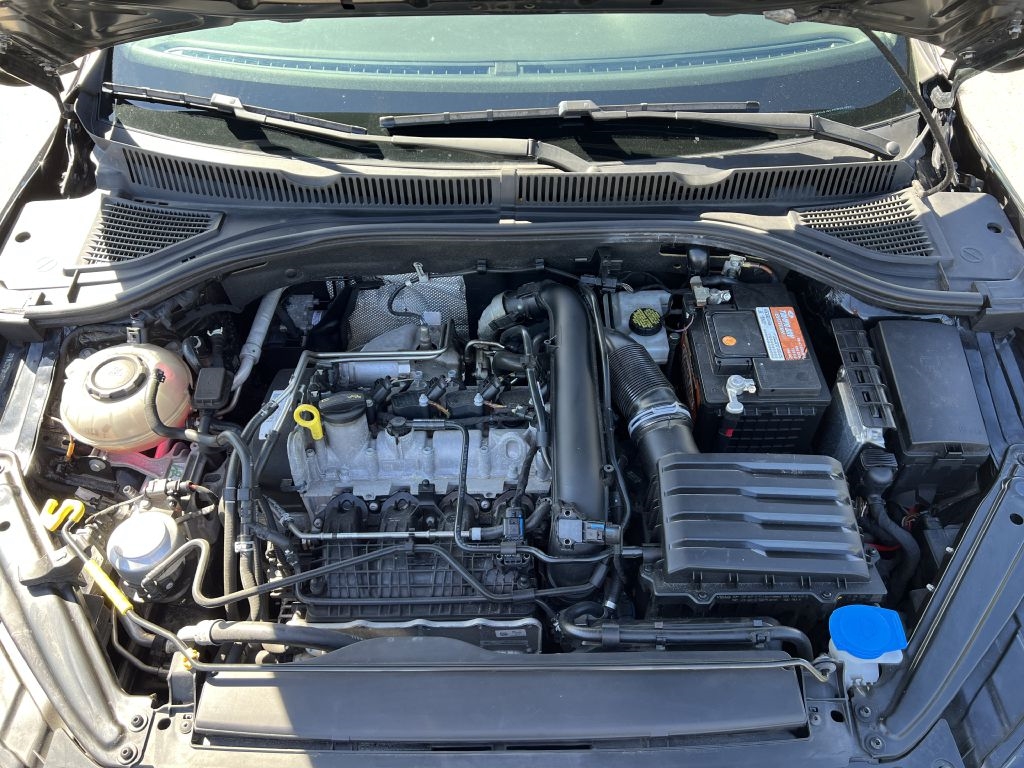 Volkswagen Jetta R-Line Auto 2021 Volkswagen Jetta R-Line Auto 2021