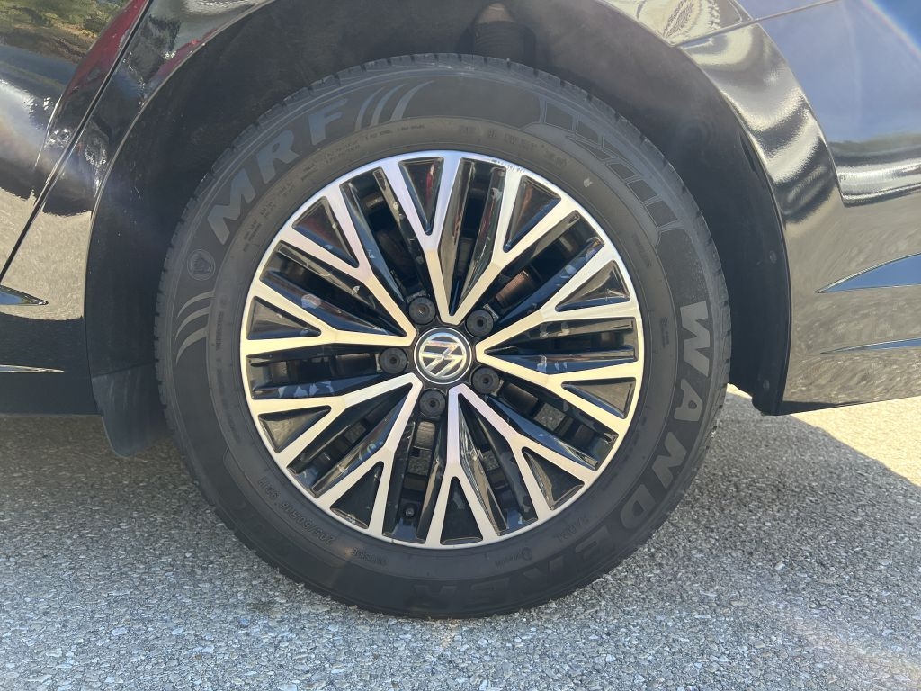 Volkswagen Jetta R-Line Auto 2021 Volkswagen Jetta R-Line Auto 2021