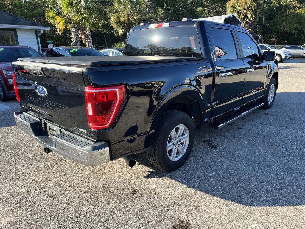Ford F-150 Lariat 2WD SuperCrew 5.5' Box 2021 Ford F-150 Lariat 2WD SuperCrew 5.5' Box 2021