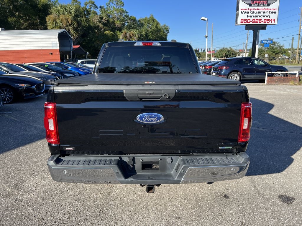 Ford F-150 Lariat 2WD SuperCrew 5.5' Box 2021 Ford F-150 Lariat 2WD SuperCrew 5.5' Box 2021