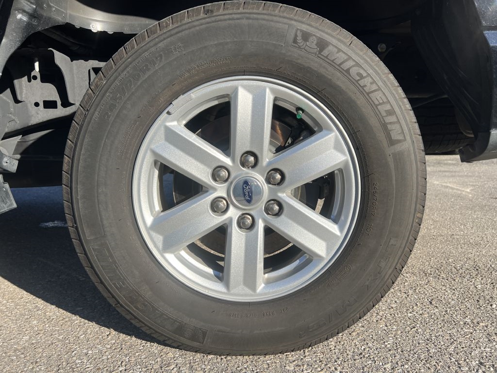 Ford F-150 Lariat 2WD SuperCrew 5.5' Box 2021 Ford F-150 Lariat 2WD SuperCrew 5.5' Box 2021