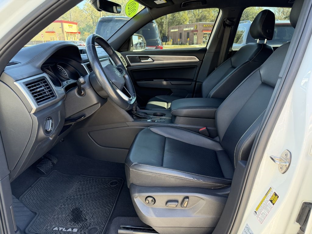 Volkswagen Atlas Cross Sport 2.0T SE w/Technology FWD 2020