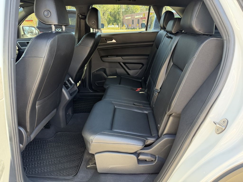 Volkswagen Atlas Cross Sport 2.0T SE w/Technology FWD 2020