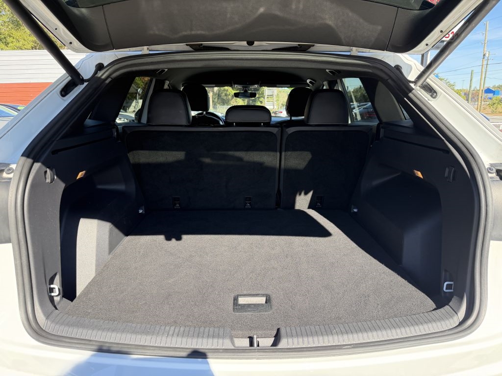 Volkswagen Atlas Cross Sport 2.0T SE w/Technology FWD 2020