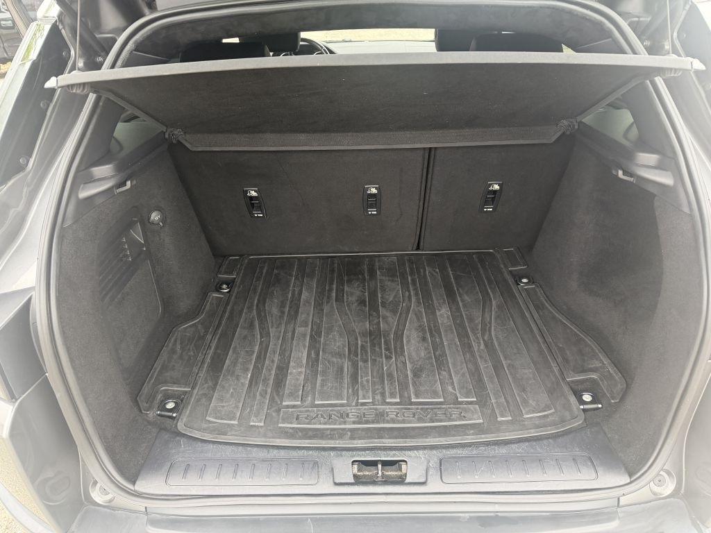 Land Rover Range Rover Evoque 5 Door SE 2017