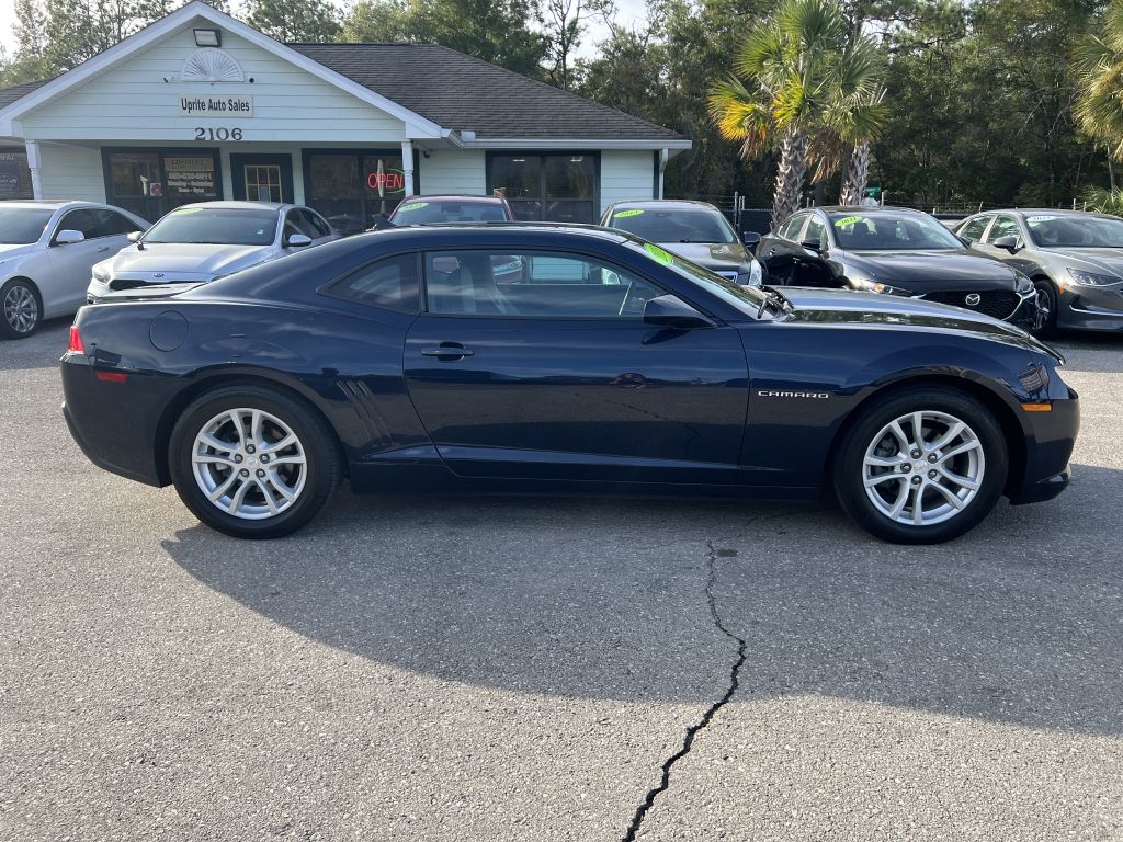 Chevrolet Camaro 2dr Cpe LS w/1LS 2015 Chevrolet Camaro 2dr Cpe LS w/1LS 2015