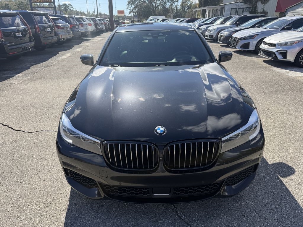 BMW 7 Series 740i Sedan 2019