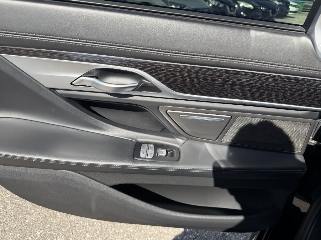 BMW 7 Series 740i Sedan 2019