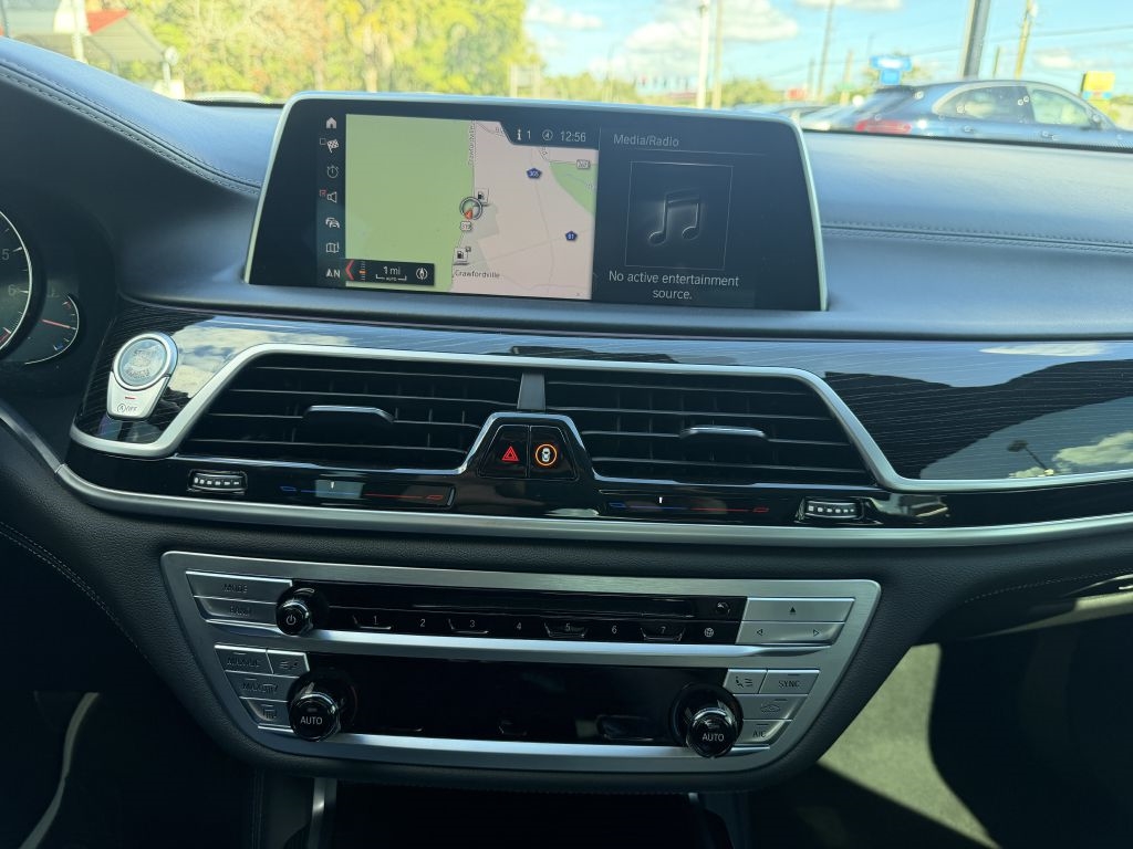 BMW 7 Series 740i Sedan 2019