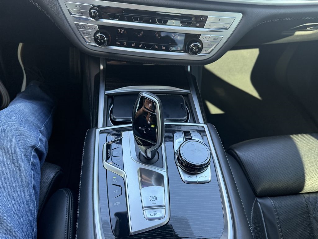 BMW 7 Series 740i Sedan 2019