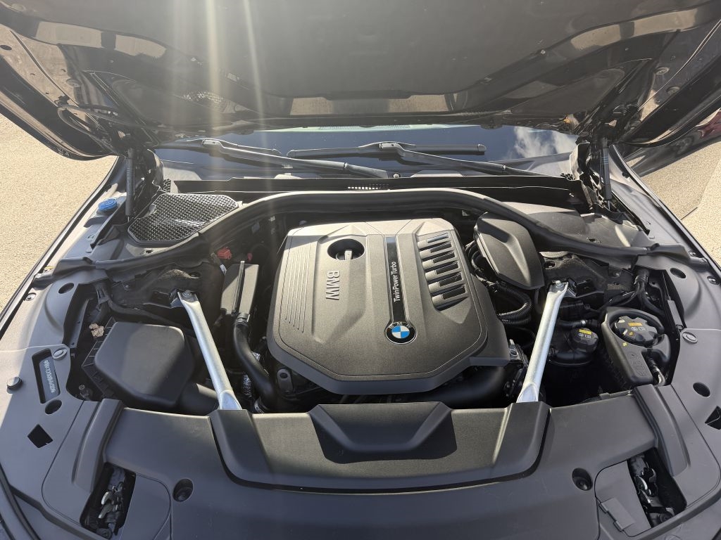 BMW 7 Series 740i Sedan 2019