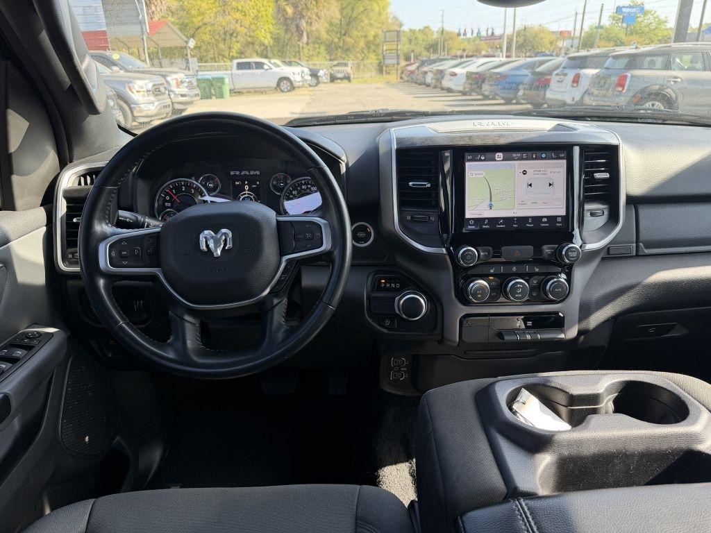 RAM 1500 Big Horn 4x2 Quad Cab 6'4" Box 2023