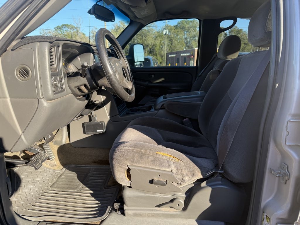 GMC Sierra 2500HD Crew Cab 153" WB SLE 2004