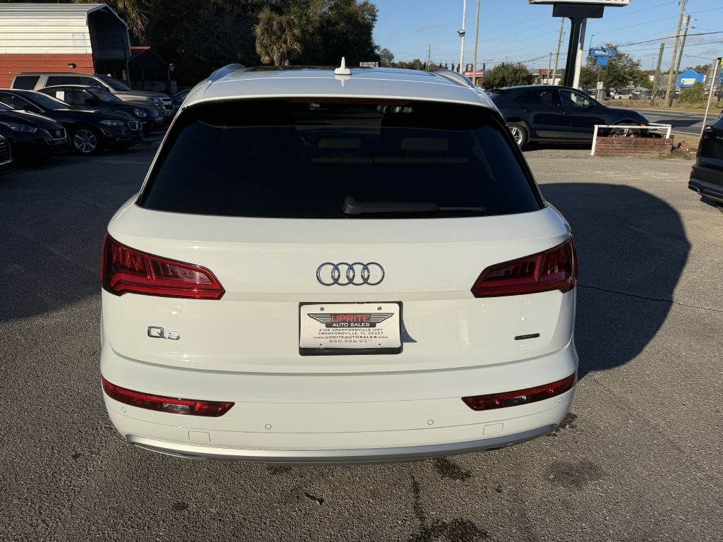 Audi Q5 Premium Plus 45 TFSI quattro 2019