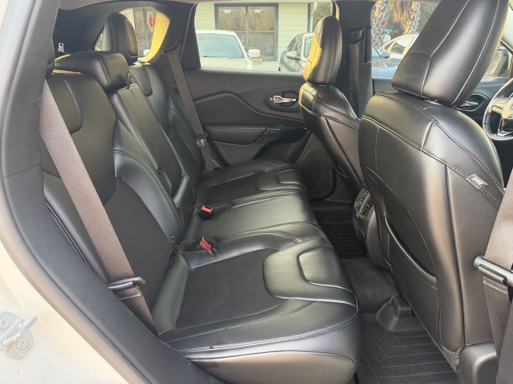 Jeep Cherokee Altitude 4x4 2019