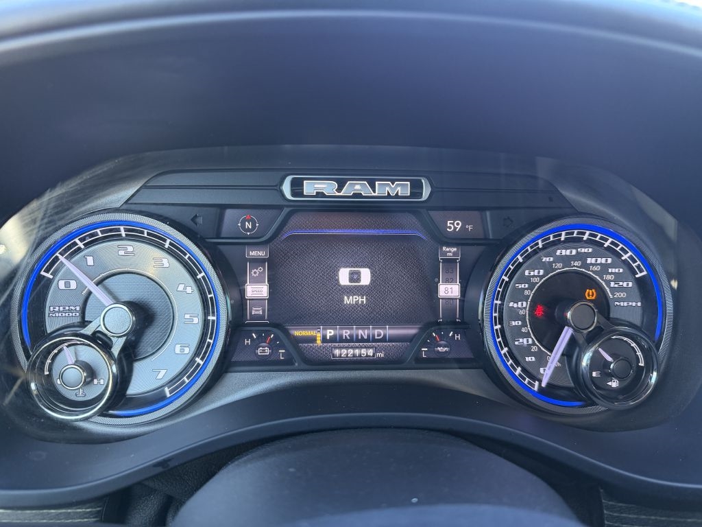 RAM 1500 Limited 4x2 Crew Cab 5'7" Box 2019