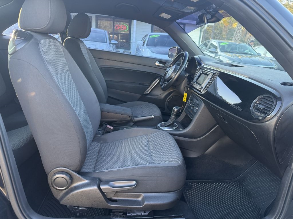 Volkswagen Beetle 1.8T Fleet Auto 2017