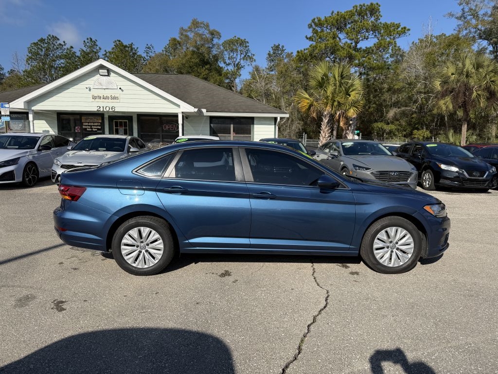 Volkswagen Jetta R-Line Auto w/SULEV 2019