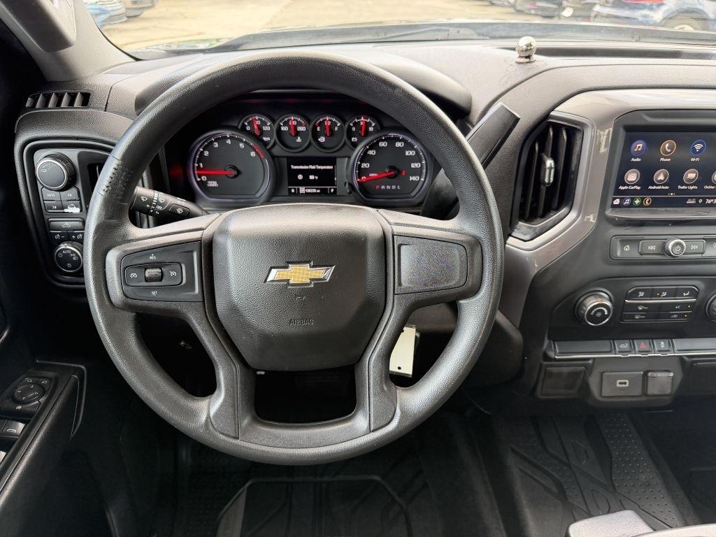 Chevrolet Silverado 1500 4WD Crew Cab 147" Custom 2020