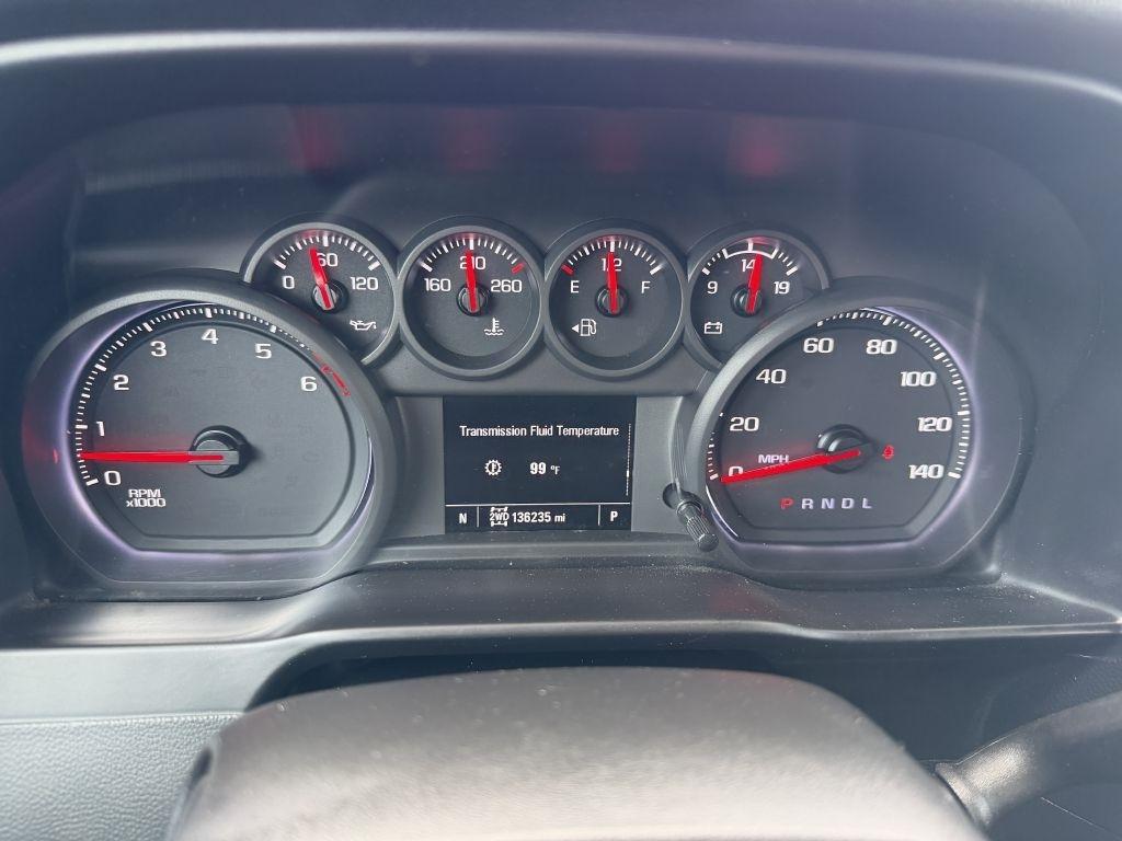 Chevrolet Silverado 1500 4WD Crew Cab 147" Custom 2020