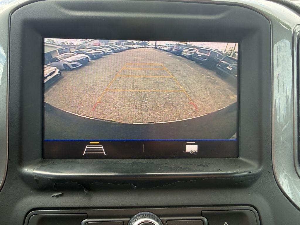 Chevrolet Silverado 1500 4WD Crew Cab 147" Custom 2020