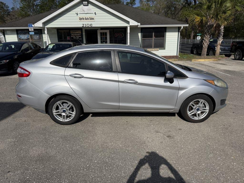 Ford Fiesta SE Sedan 2018