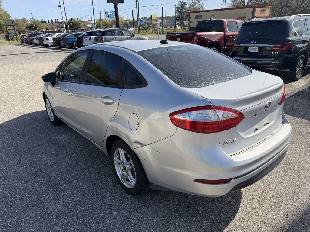 Ford Fiesta SE Sedan 2018