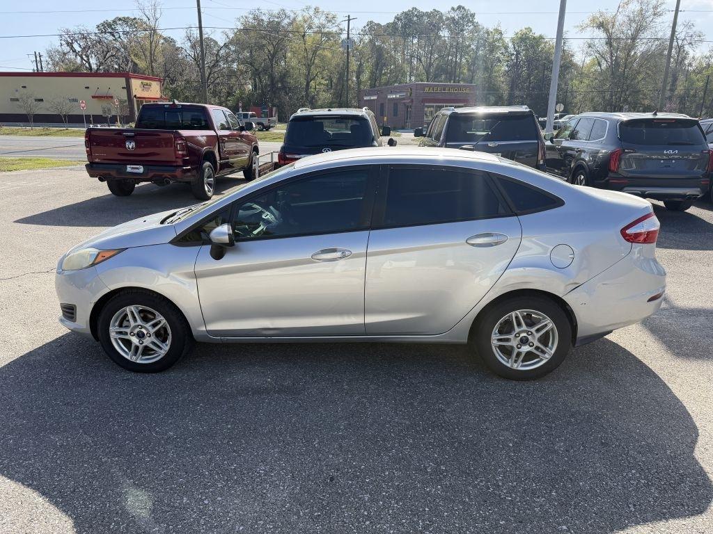 Ford Fiesta SE Sedan 2018