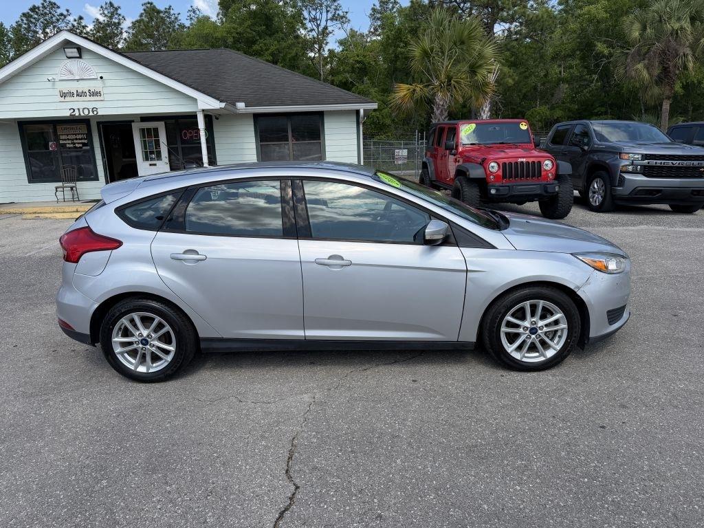 Ford Focus SE Hatch 2017