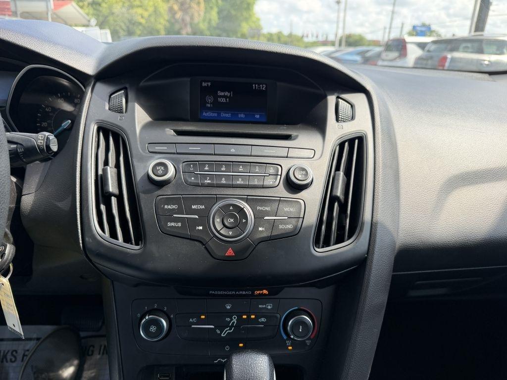 Ford Focus SE Hatch 2017