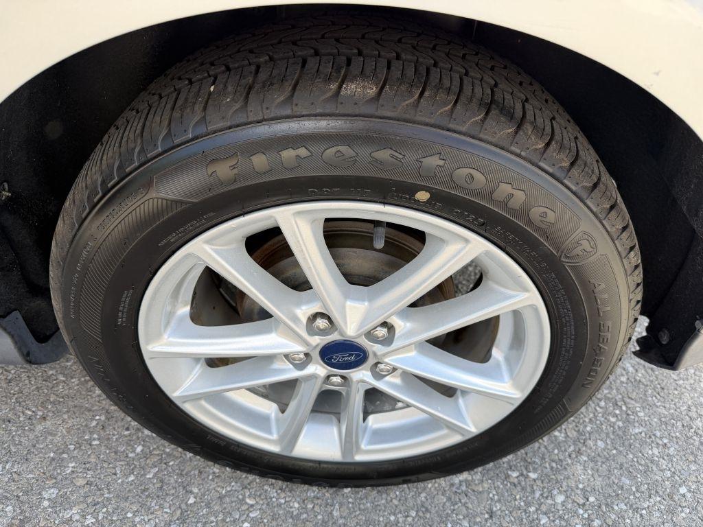 Ford Focus SE Hatch 2017