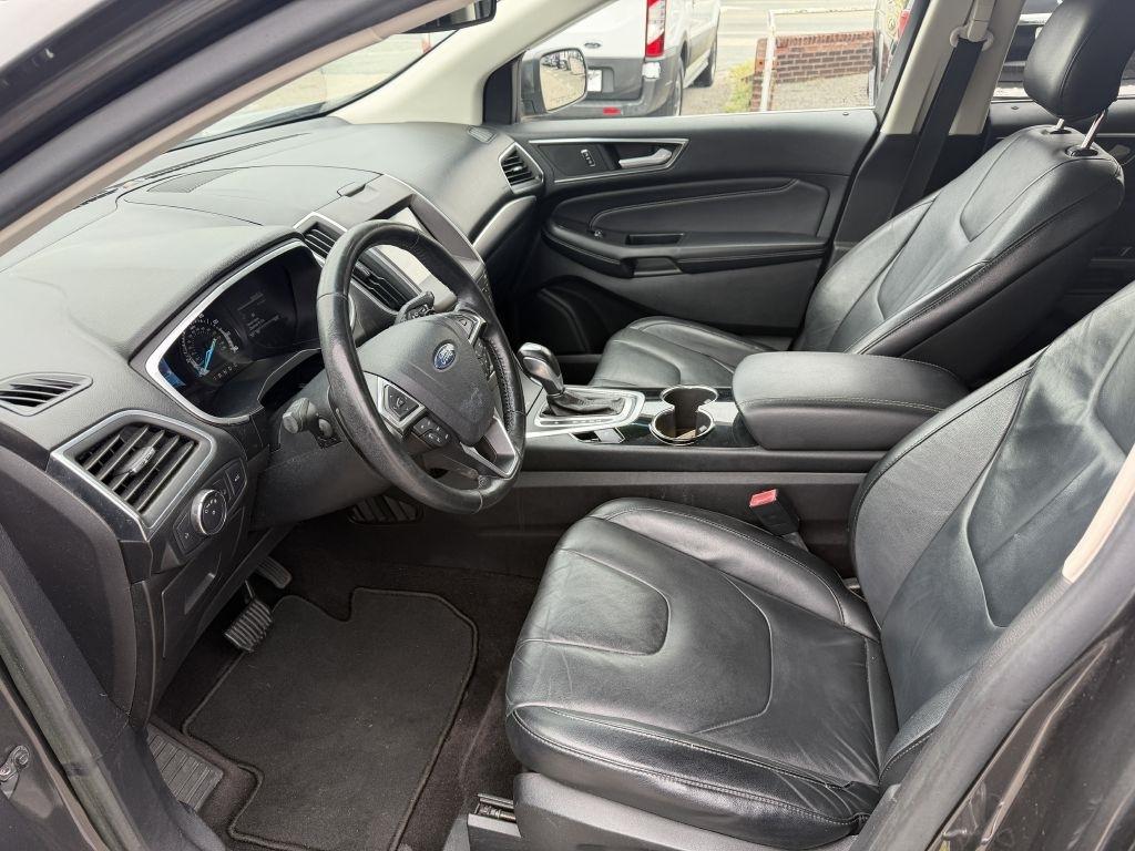 Ford Edge 4dr Titanium FWD 2016
