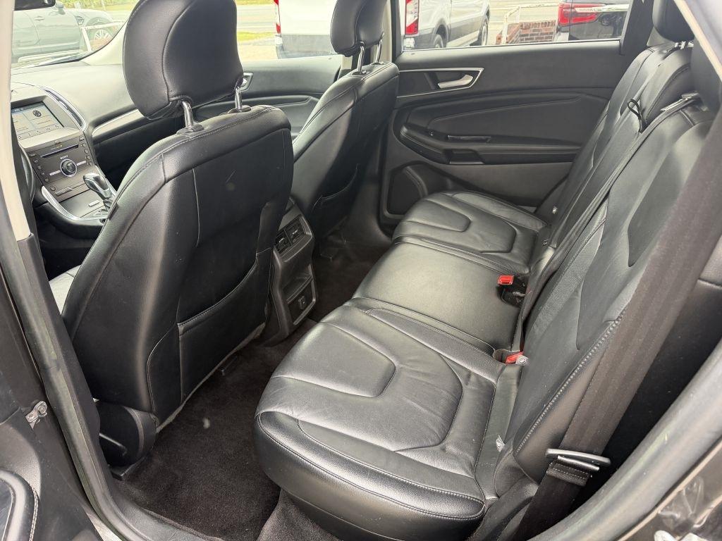 Ford Edge 4dr Titanium FWD 2016