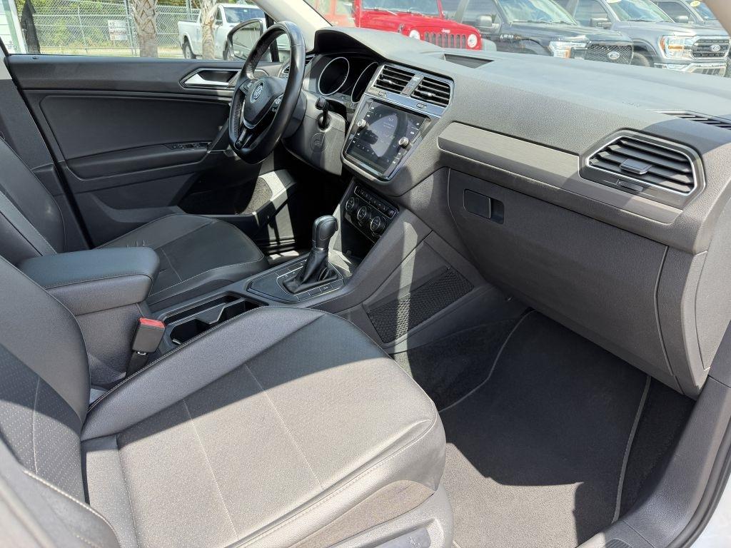 Volkswagen Tiguan 2.0T SEL FWD 2018