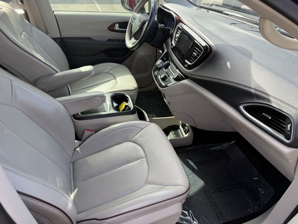 Chrysler Pacifica Limited FWD 2020