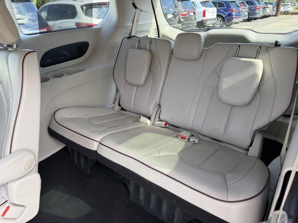 Chrysler Pacifica Limited FWD 2020