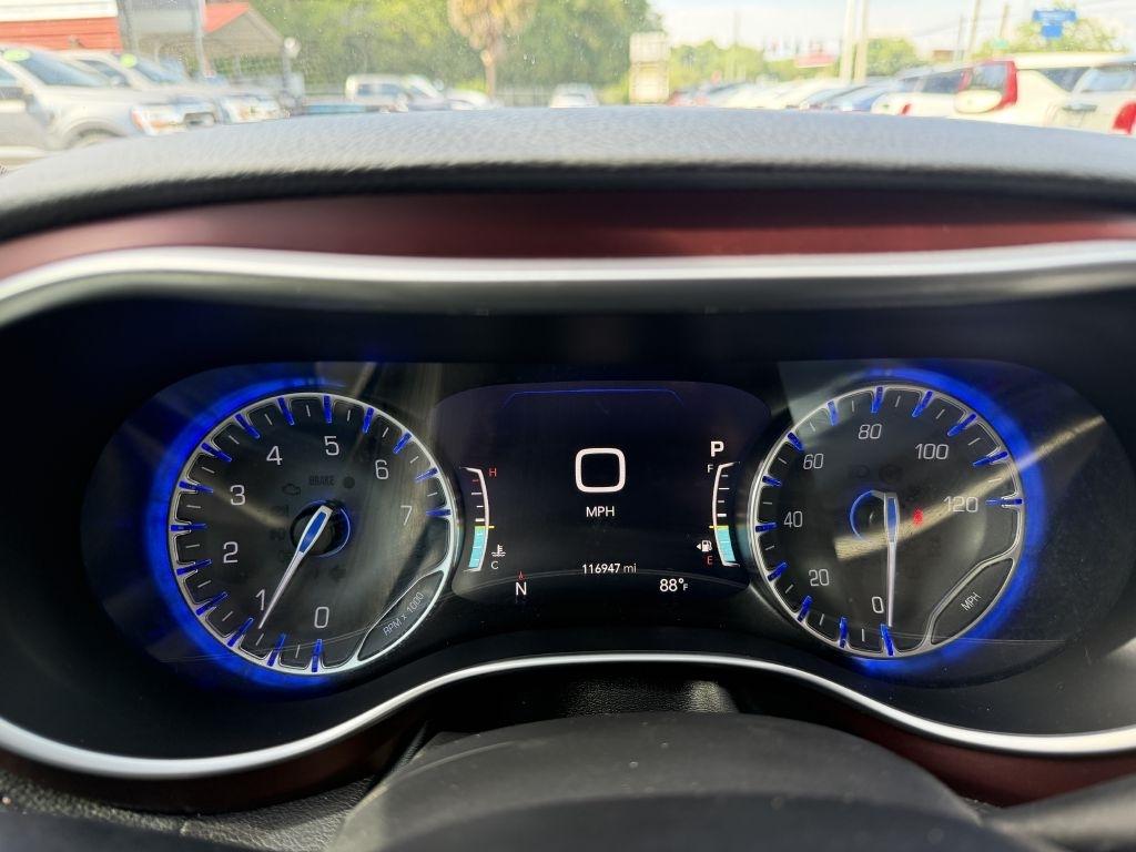 Chrysler Pacifica Limited FWD 2020