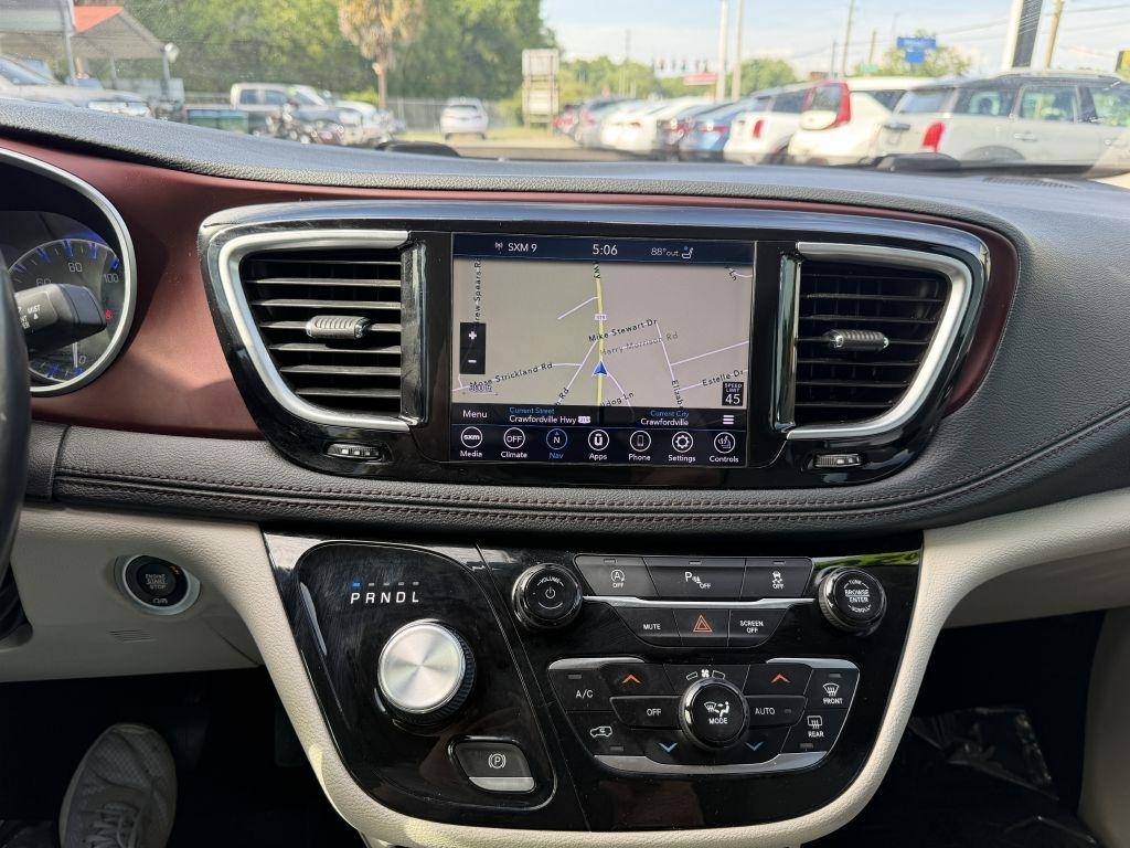 Chrysler Pacifica Limited FWD 2020