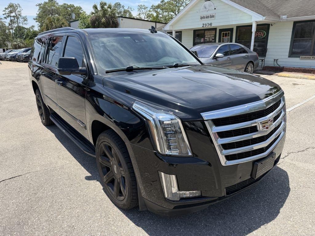 Cadillac Escalade ESV 4WD 4dr Luxury 2019