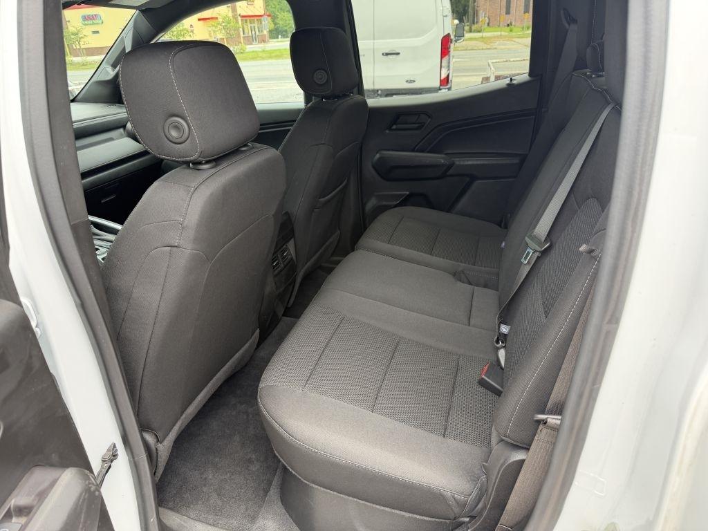 Chevrolet Colorado 2WD Crew Cab WT 2024