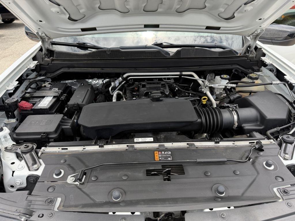 Chevrolet Colorado 2WD Crew Cab WT 2024