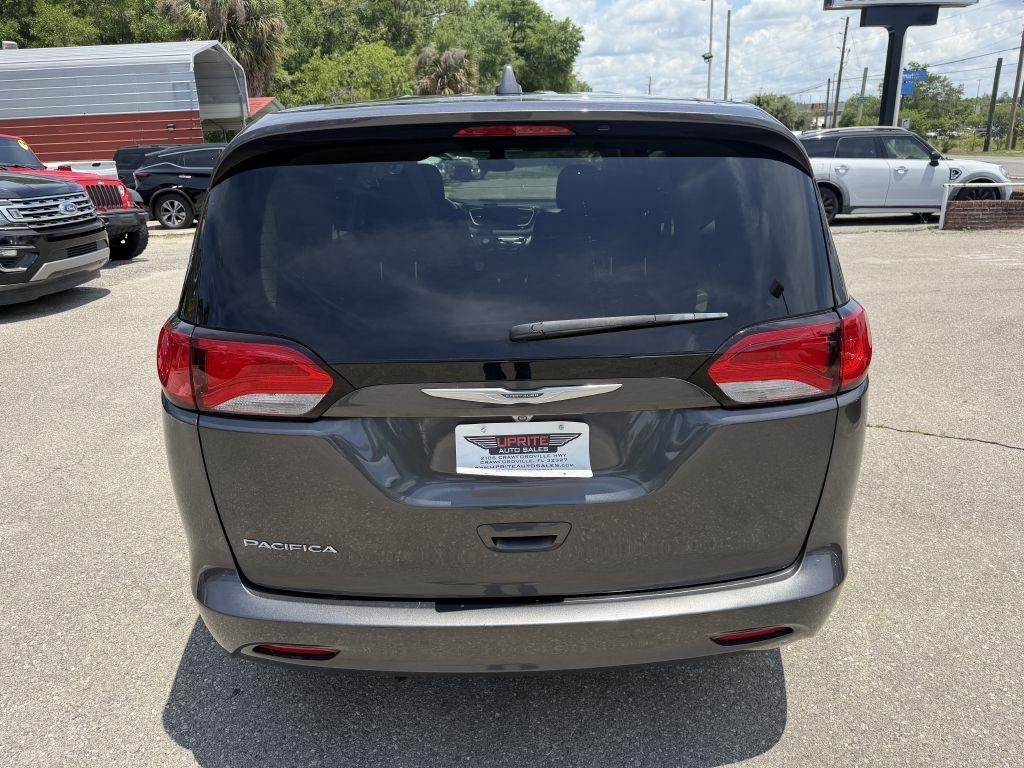 Chrysler Pacifica Touring FWD 2017