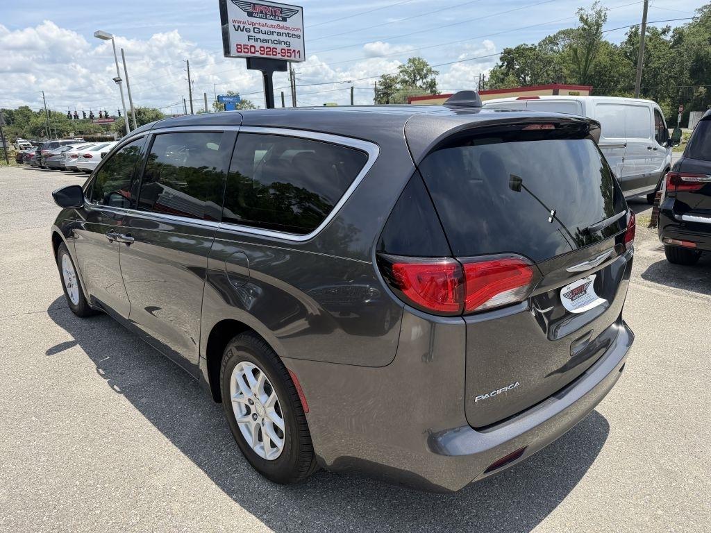 Chrysler Pacifica Touring FWD 2017