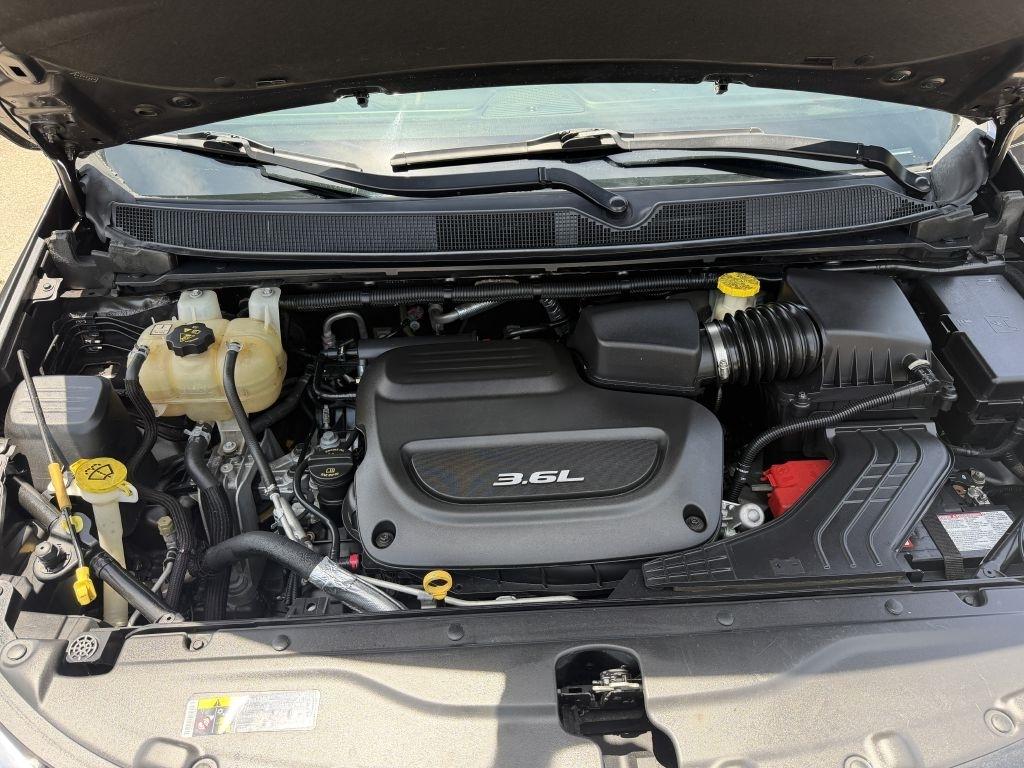 Chrysler Pacifica Touring FWD 2017