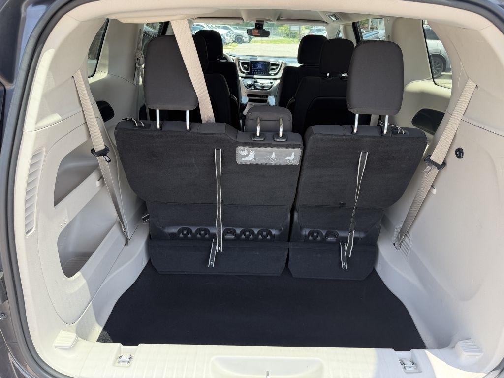 Chrysler Pacifica Touring FWD 2017