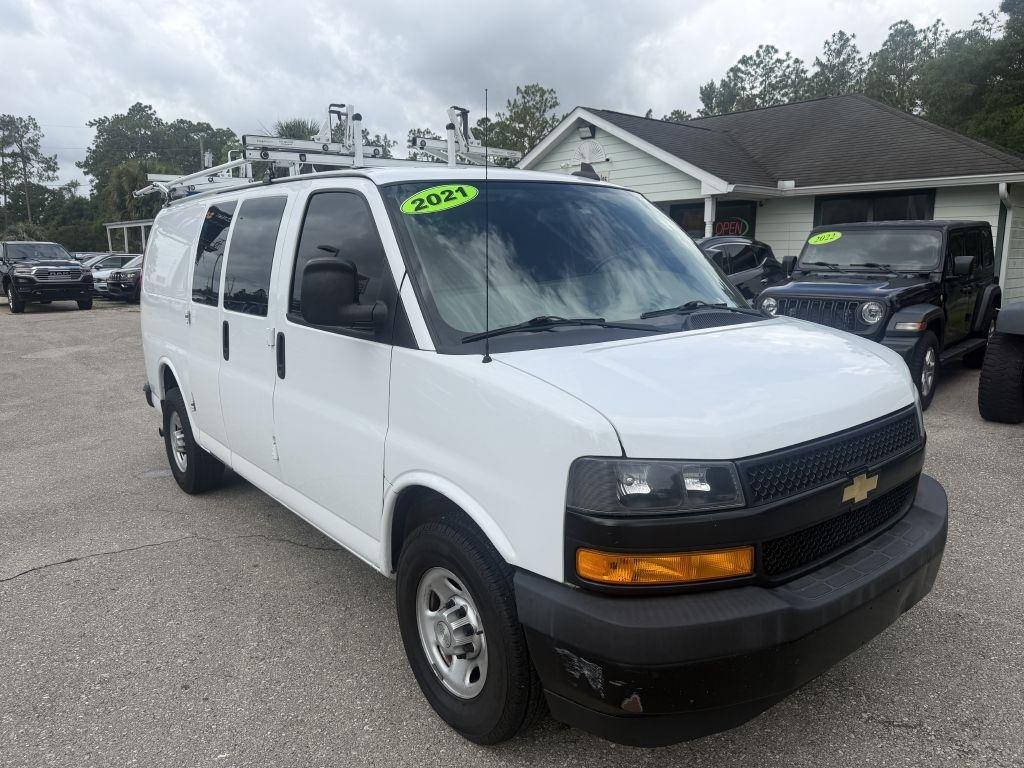 Chevrolet Express Cargo Van RWD 2500 135" 2021