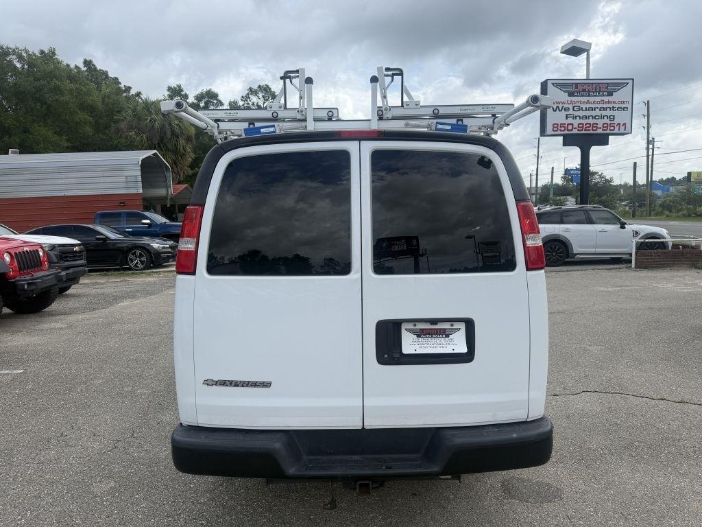 Chevrolet Express Cargo Van RWD 2500 135" 2021